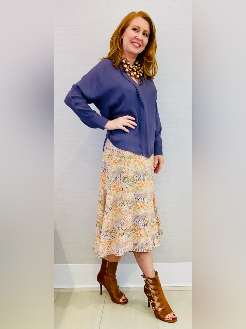 NOVIS High end Printed Midi Skirt in Cream, Orange, & purple. LIKE NEW!